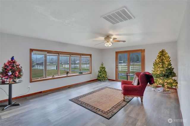 236 Kehoe Rd, Randle, WA 98377