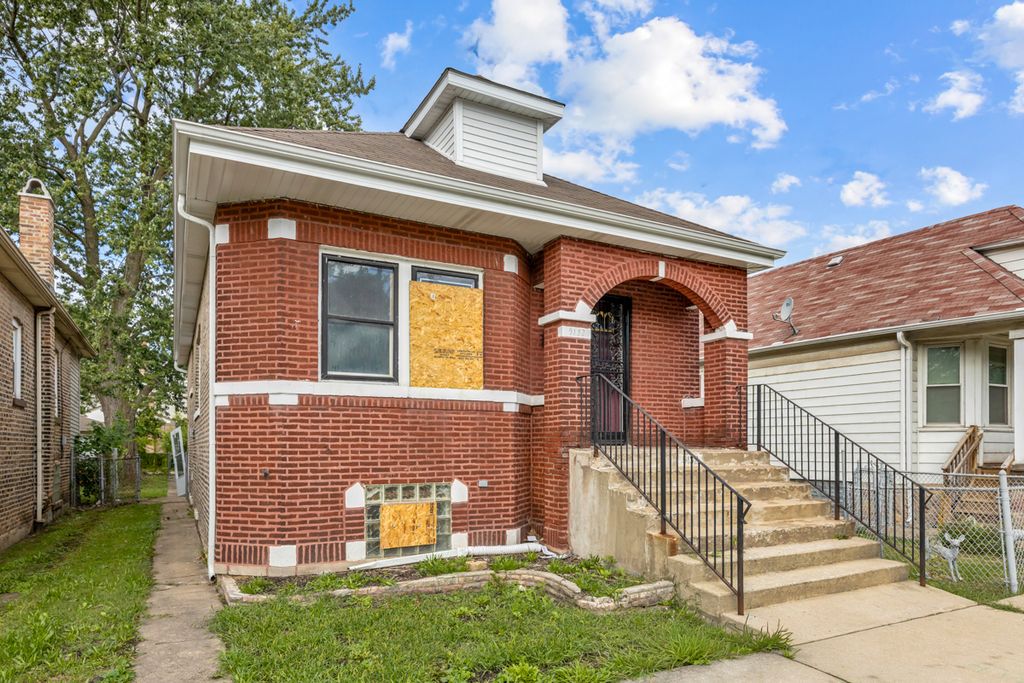 9132 S Blackstone Avenue, Chicago, IL 60619 — exterior