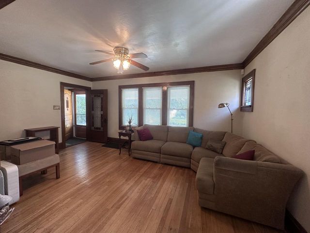 3459 N Bremen STREET, Milwaukee, WI 53212