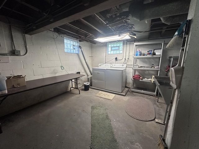 3459 N Bremen STREET, Milwaukee, WI 53212