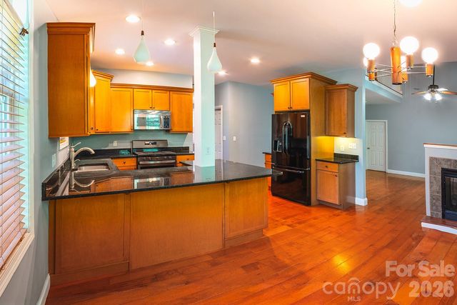 340 Old Haw Creek Road, Asheville, NC 28805