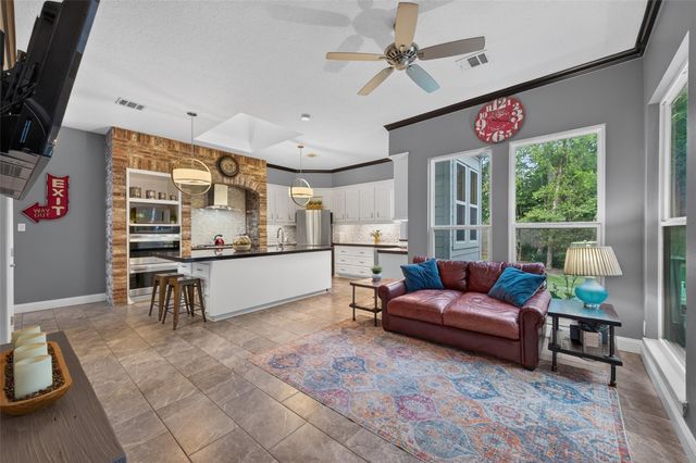 1803 Grand Valley Drive, Houston, TX 77090