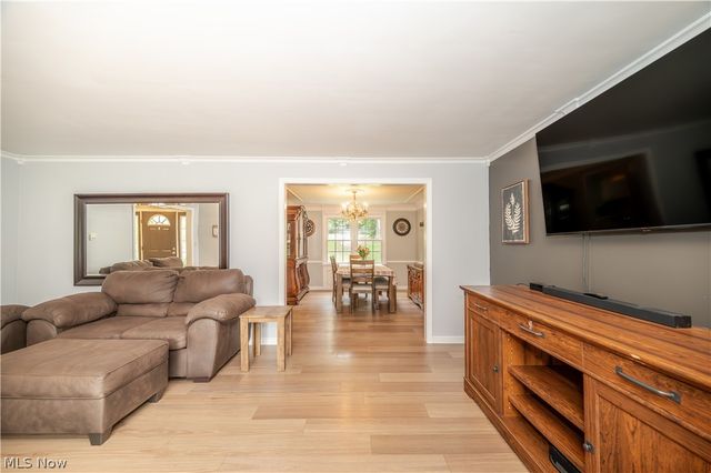 6793 Tanglewood Drive, Youngstown, OH 44512