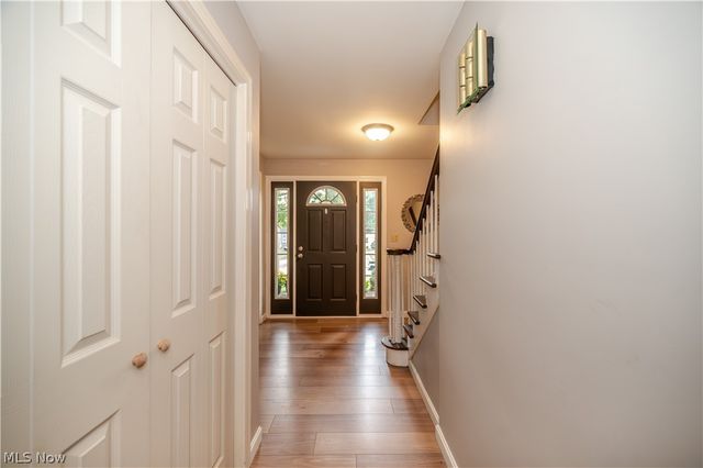 6793 Tanglewood Drive, Youngstown, OH 44512