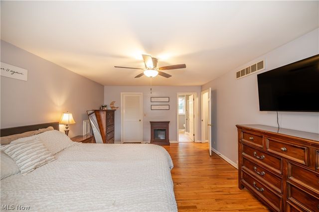 6793 Tanglewood Drive, Youngstown, OH 44512