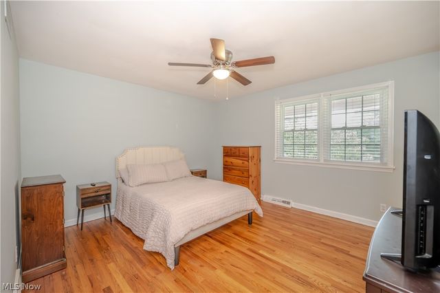 6793 Tanglewood Drive, Youngstown, OH 44512