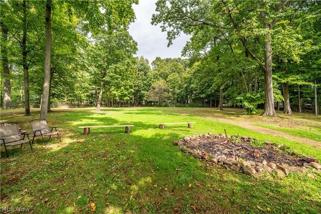 6793 Tanglewood Drive, Youngstown, OH 44512