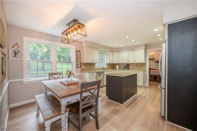 6793 Tanglewood Drive, Youngstown, OH 44512