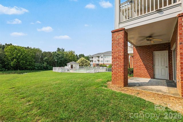 9041 Meadow Vista Road, Charlotte, NC 28213