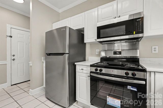 9041 Meadow Vista Road, Charlotte, NC 28213
