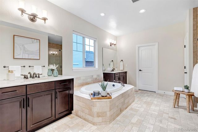 11890 W 39th Place, Wheat Ridge, CO 80033