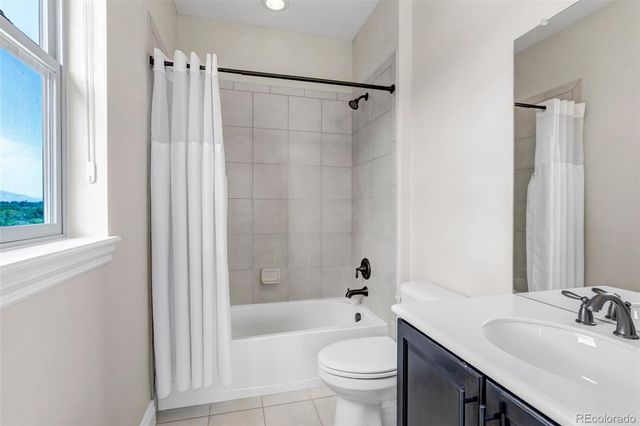 11890 W 39th Place, Wheat Ridge, CO 80033