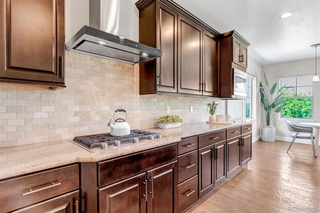 11890 W 39th Place, Wheat Ridge, CO 80033