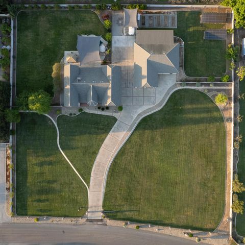 13496 El Nogal Avenue, Visalia, CA 93292