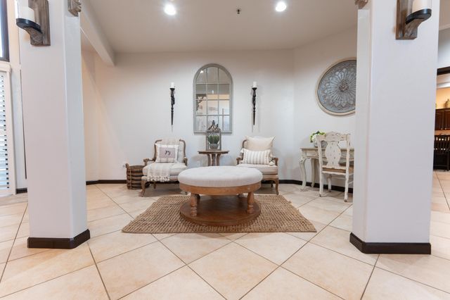 13496 El Nogal Avenue, Visalia, CA 93292