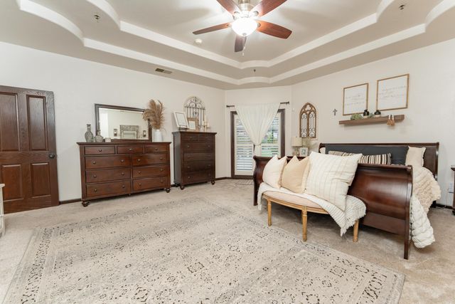 13496 El Nogal Avenue, Visalia, CA 93292