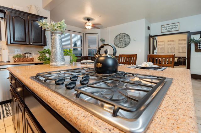 13496 El Nogal Avenue, Visalia, CA 93292