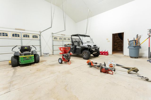 13496 El Nogal Avenue, Visalia, CA 93292