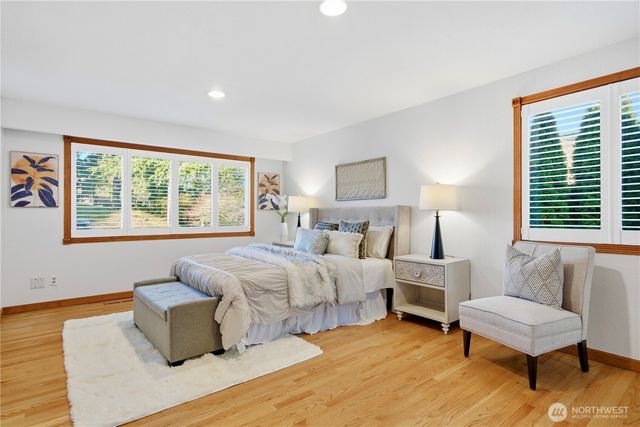 8713 NE 144th Street, Kirkland, WA 98034