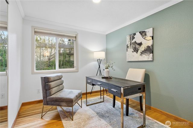 8713 NE 144th Street, Kirkland, WA 98034