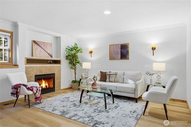 8713 NE 144th Street, Kirkland, WA 98034