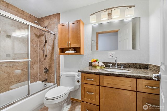 8713 NE 144th Street, Kirkland, WA 98034