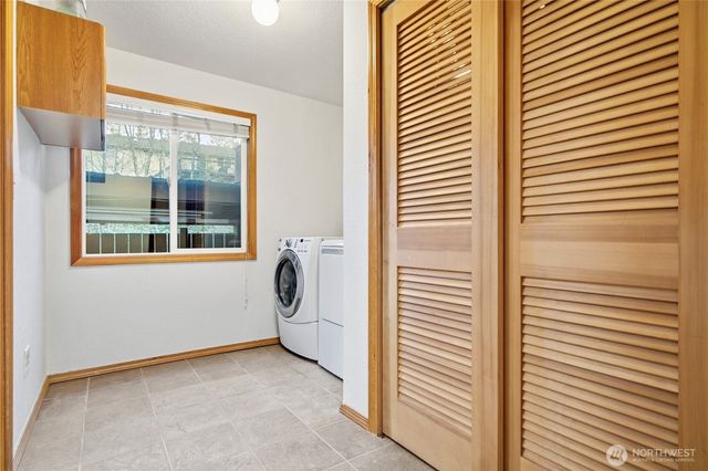 8713 NE 144th Street, Kirkland, WA 98034