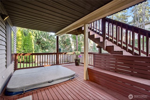 8713 NE 144th Street, Kirkland, WA 98034