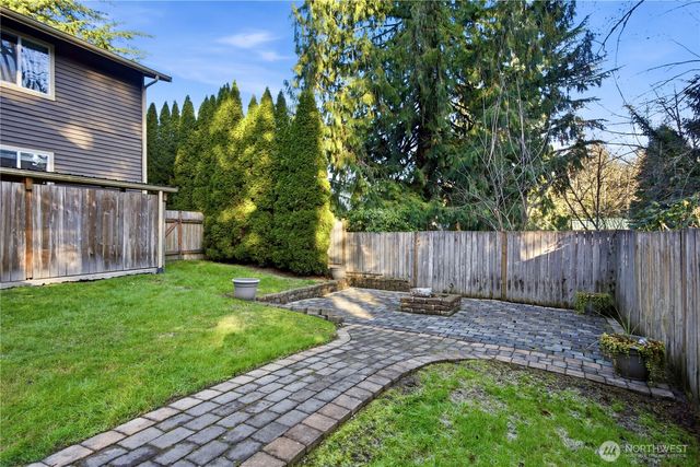 8713 NE 144th Street, Kirkland, WA 98034