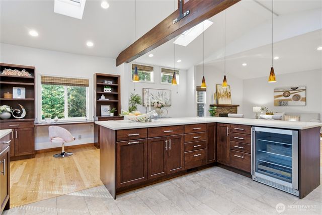 8713 NE 144th Street, Kirkland, WA 98034