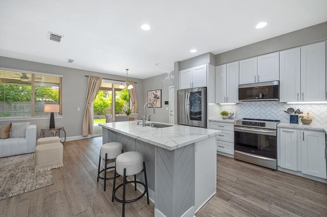 4082 Copper Lake Way, Rancho Cordova, CA 95742
