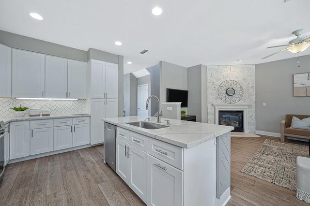 4082 Copper Lake Way, Rancho Cordova, CA 95742