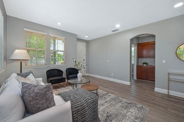 4082 Copper Lake Way, Rancho Cordova, CA 95742