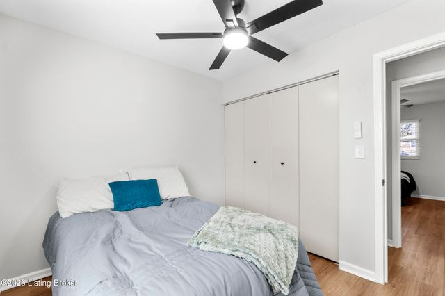 269 Senate Cir, Radcliff, KY 40160