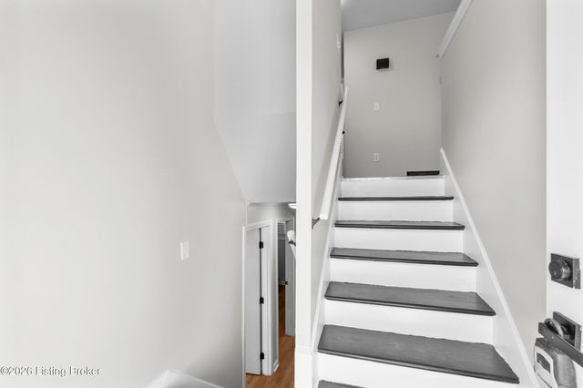 269 Senate Cir, Radcliff, KY 40160