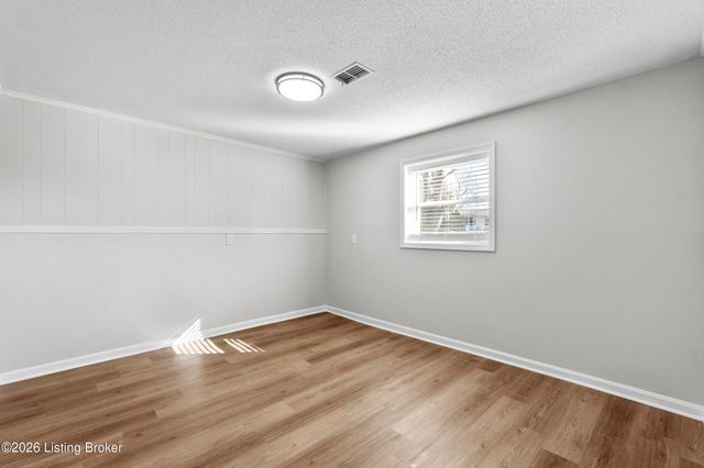 269 Senate Cir, Radcliff, KY 40160