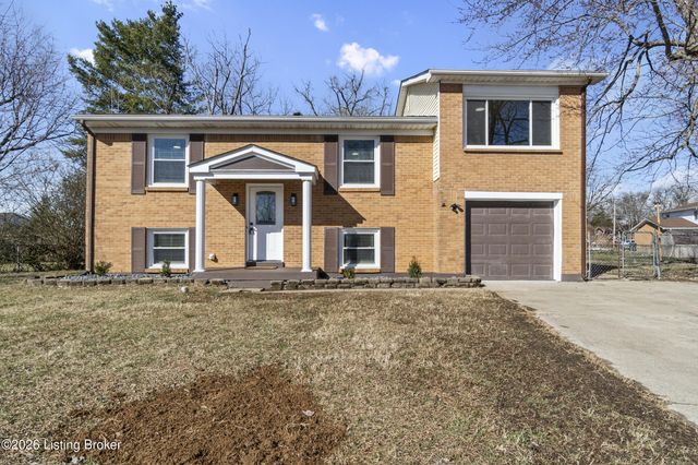 269 Senate Cir, Radcliff, KY 40160