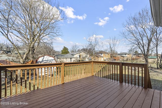 269 Senate Cir, Radcliff, KY 40160