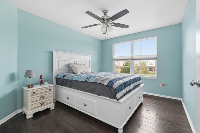8204 W Rosebury Drive, Frankfort, IL 60423