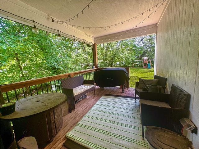 106 S 4th Street, Cleveland, MO 64734