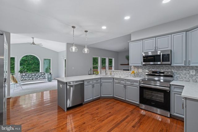 13647 VAN DOREN RD, Manassas, VA 20112