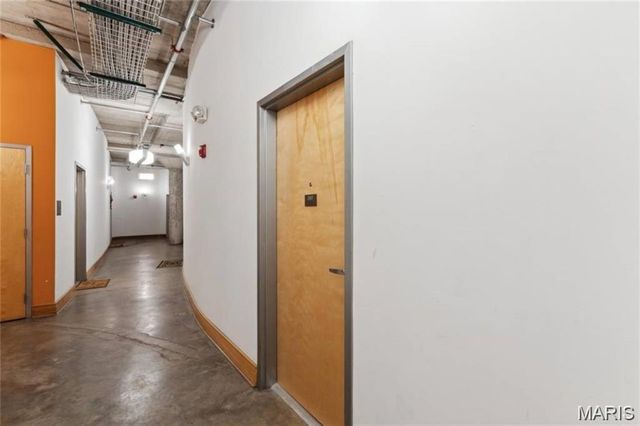 2201 Locust Street 207, St Louis, MO 63103