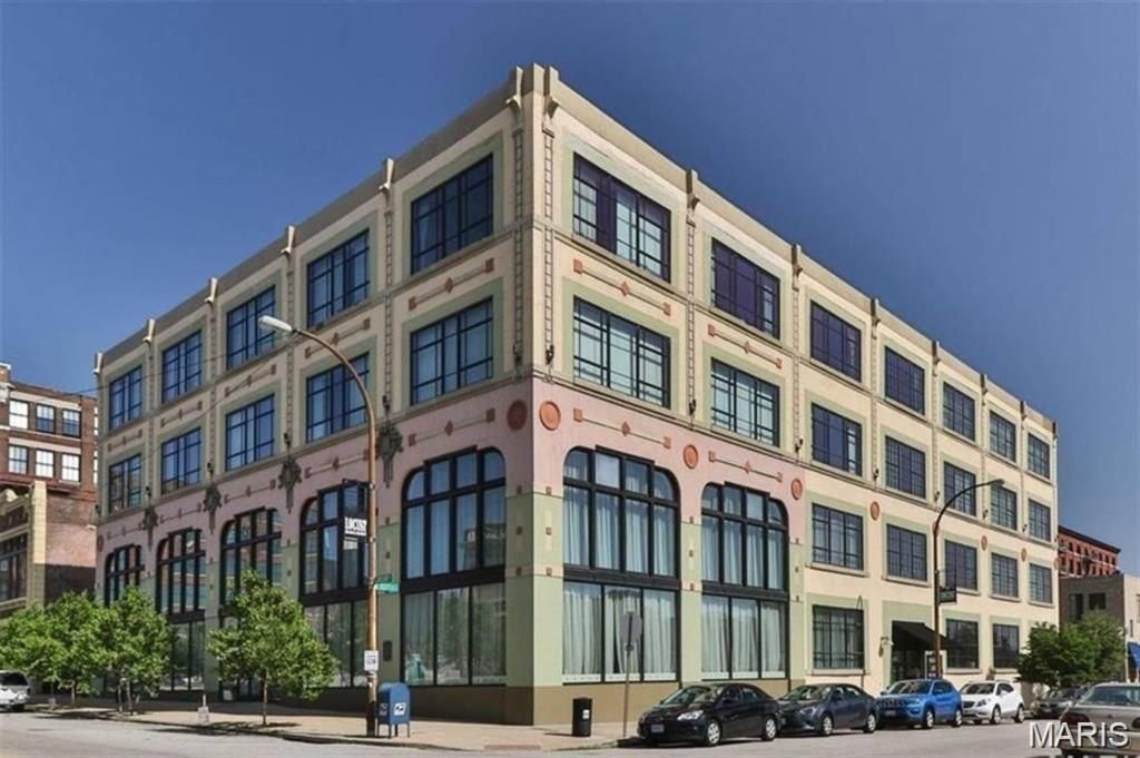 2201 Locust Street 207, St Louis, MO 63103