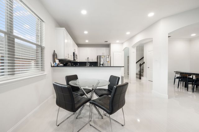 2308 Sunshine Drive, Little Elm, TX 75068