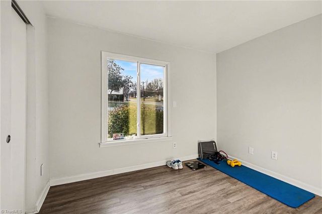 1065 Claremont NE Avenue, Winston-salem, NC 27101