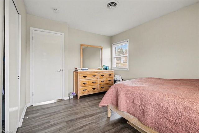 1065 Claremont NE Avenue, Winston-salem, NC 27101