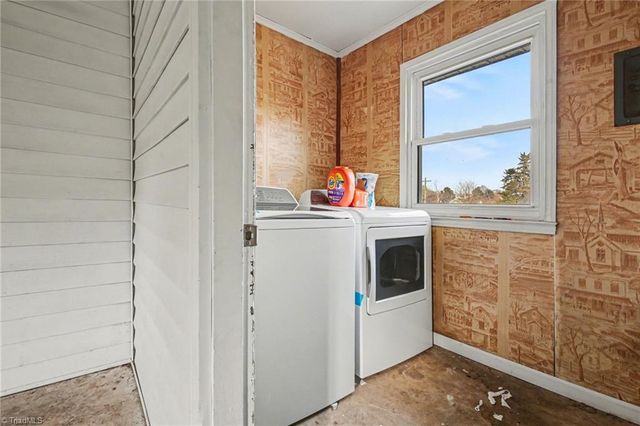 1065 Claremont NE Avenue, Winston-salem, NC 27101