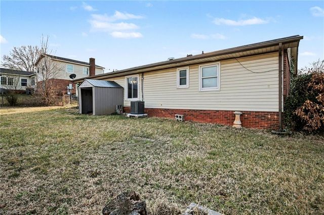 1065 Claremont NE Avenue, Winston-salem, NC 27101