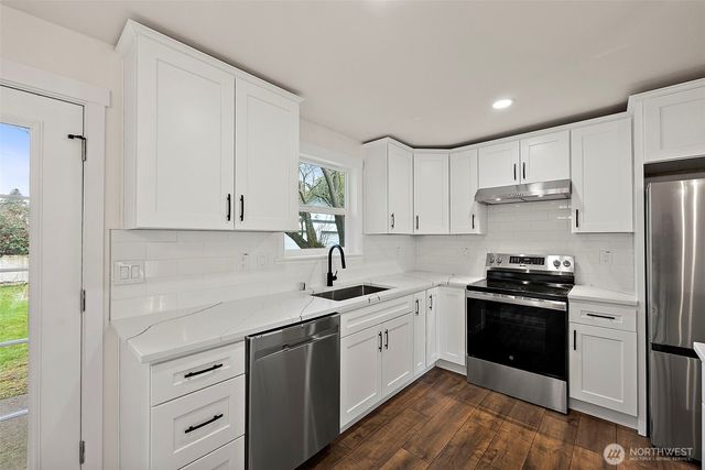 1615 S 84th Street, Tacoma, WA 98444