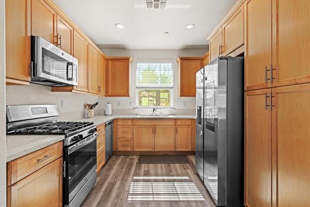 1020 Narada Way, Livingston, CA 95334